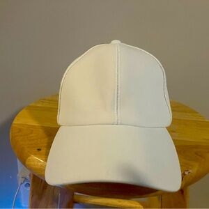 Lululemon hat